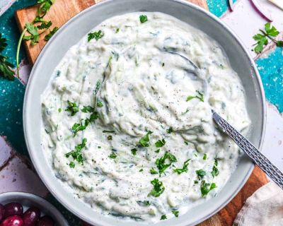 Cremiger veganer Tzatziki