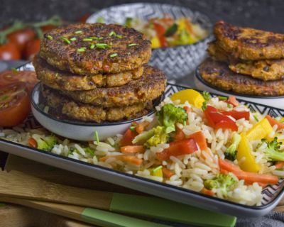 Haferflocken-Bratlinge mit Karotte und Paprika