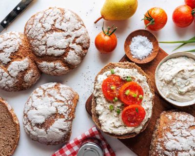 Vinschgauer – würzige Roggenbrötchen mit Sauerteig