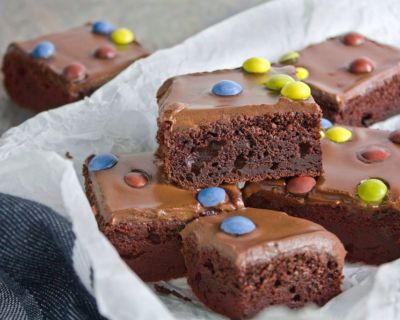 Joghurt-Brownies mit Kokos-Schoko-Creme