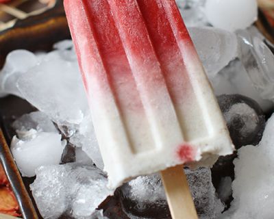 Summertime mit Erdbeer-Kokos-Eis