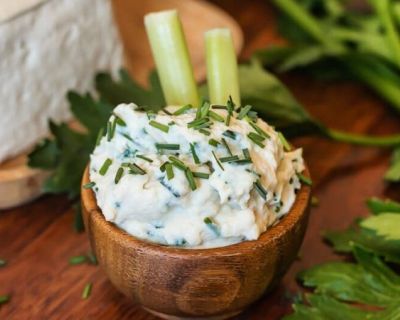 Veganer Frischkäse Ersatz – einfaches Rezept mit nur 3 Zutaten