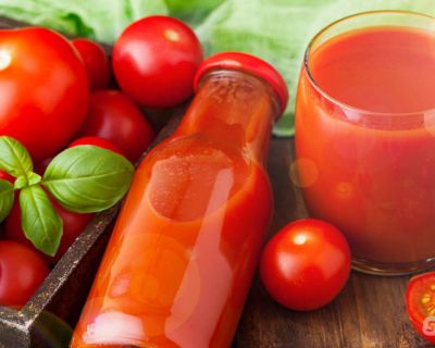 Tomatensaft selber machen und richtig einkochen – haltbar auf Vorrat