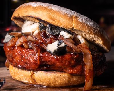 Port Filet Burger mit Blauschimmelkäse – vegan