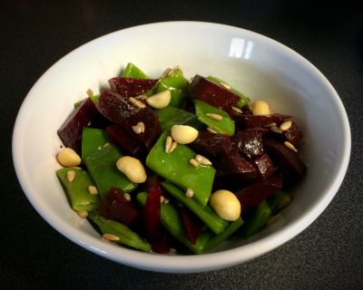 Stangenbohnensalat mit Macadamia