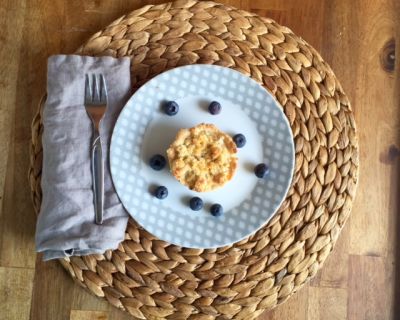 Mini-Streuselküchlein mit Quark-Blaubeer-Füllung