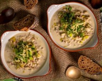 Vegane Lauch-Käse-Suppe mit Hack, schnell und einfach