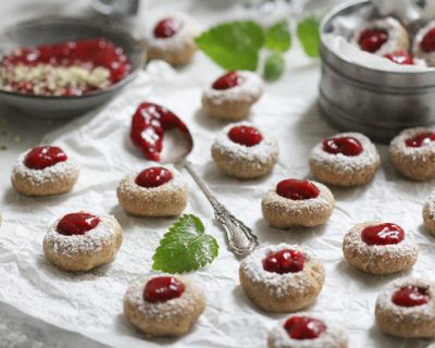 Glutenfreie Superfood-Thumbprint-Cookies