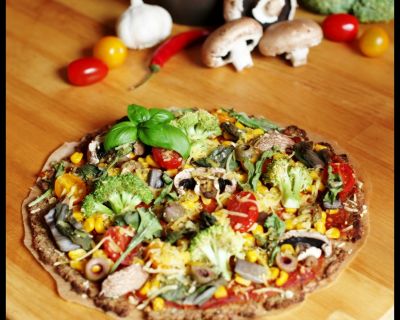 Rezept vom 19.07.2015: Vegane low-carb Pizza mit Blumenkohlboden