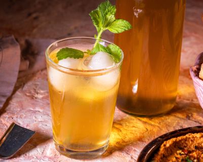 Kombucha-Grundrezept – selbst ansetzen und fermentieren