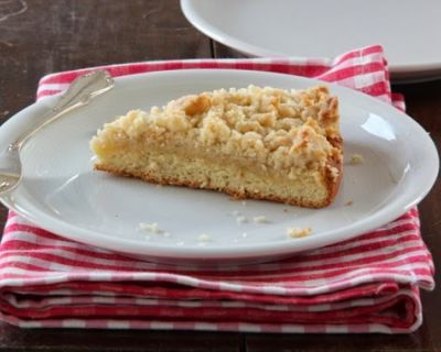 Klassischer Hefe-Streuselkuchen