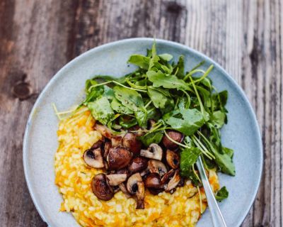 So gelingt dir das perfekte vegane Risotto (ohne Fertig-Käse)