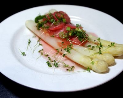 Rhabarber- Radischen-Vinaigrette