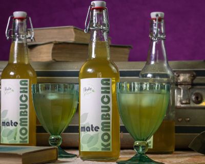 Mate-Kombucha – selbst fermentierte Matelimo aus Kombucha