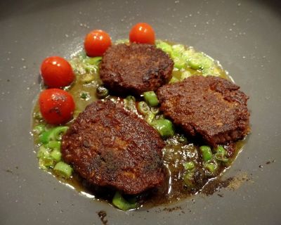 Sojaschnetzel Jackfruit Bratling