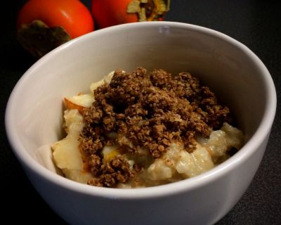 Porridge mit Kakaogranola