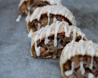 Apfelstrudel mit Vanillesoße