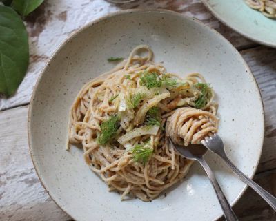 Vegane Spaghetti Carbonara mit Fenchel