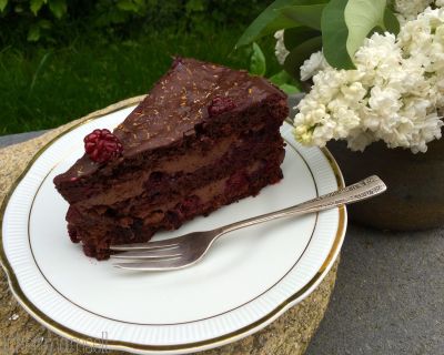 Mousse au chocolat Torte mit Brombeeren - süß am Sonntag