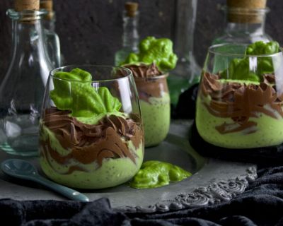 Waldmeister-Schoko-Dessert mit Joghurt [Halloween Edition]