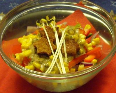 Gemischter Salat mit Croutons und Balsamico Dressing