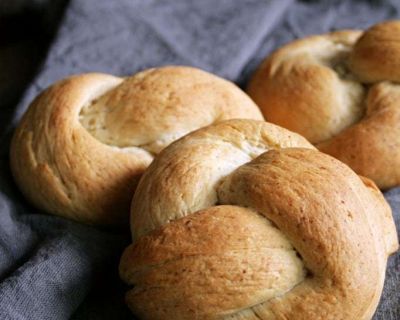 Luftig-zarte Butterknoten