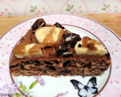 Oreo-Bananen-Kuchen mit Erdnussbutter-Topping