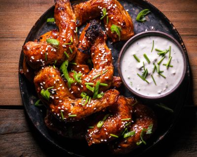 Vegane Sticky Wings – pflanzliche Chicken Wings – voll authentisch