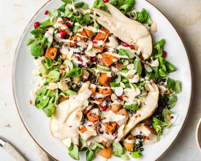 Süßkartoffel-Linsen-Salat mit Kohlrabi & Tahin-Dressing