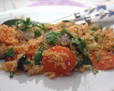 Couscous mit Austernpilzen und Karotten