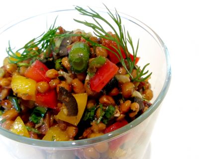 Gemüse-Linsen-Salat