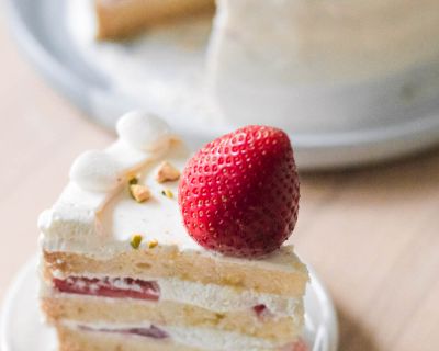 Vegane Erdbeersahnetorte