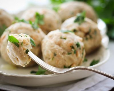 Zünftige vegane Semmelknödel