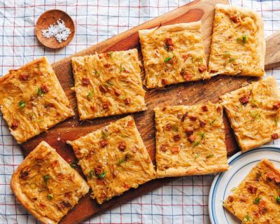 Veganer Zwiebelkuchen vom Blech