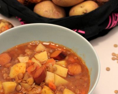 deftige Linsensuppe mit Wienerwürstchen