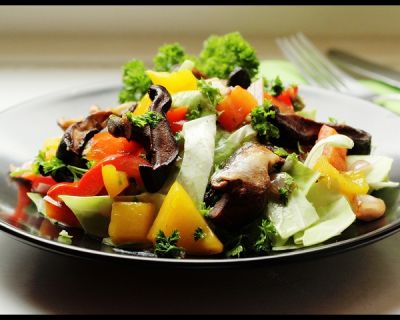 Reuept vom 29.07.2015: Spitzkohl Shiitake Salat (Vegan)