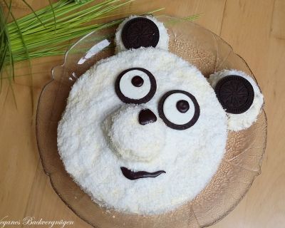 CHOCO VANILLA BANANA PANDA CAKE