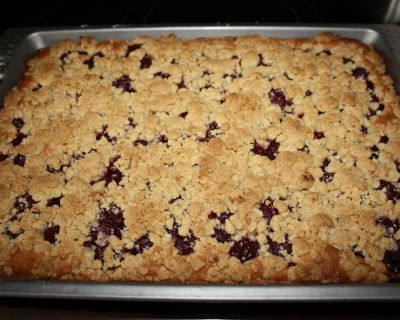 Gebratene Nudeln wie beim Chinesen und ein Kirsch-Streusel-Kuchen zum Nachtisch