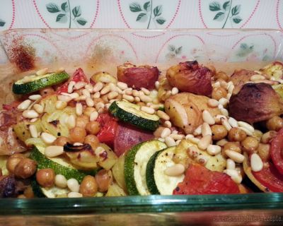 Würziges Pfirsich-Gemüse aus dem Backofen