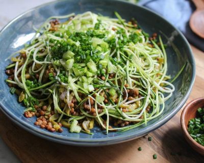 Schneller, köstlicher Linsen-Sommersalat