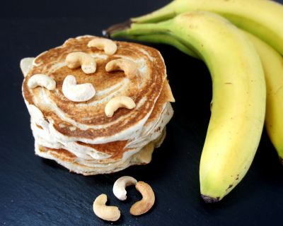 Bananen-Cashew-Pancakes