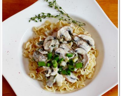 Rezept vom 15.07.2015: Tagliatelle mit Champignon Sahne (Vegan)