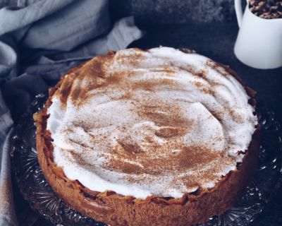 Apple Wine Cake with Whipped Cream * Apfelweintorte mit Schlagsahne