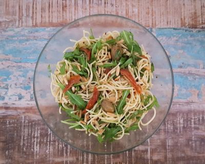 SPAGHETTISALAT MEDITERRAN