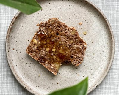 Frühstücksbrot mit Walnüssen und getrockenten Feigen (ohne Gehzeit)