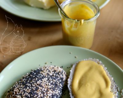 Mohn-Sesam-Frühstücksbrötchen | Poppy Seed and Sesame Breakfast Rolls