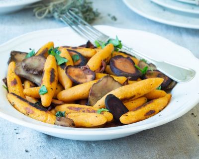 feine Süsskartoffel-Schupfnudeln mit Weissweingemüse / potato noodles (German gnocchi) served with white wine veggies