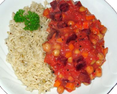 Rote Beete-Kichererbsen-Möhren-Curry