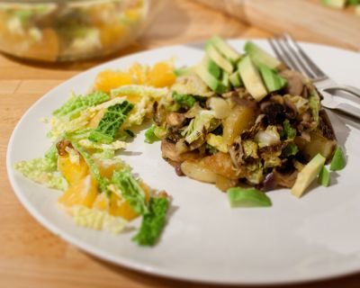 Kartoffel-Wirsing-Pfanne mit Orangen-Wirsing-Salat