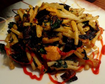 Würzige Spinatbratnudeln